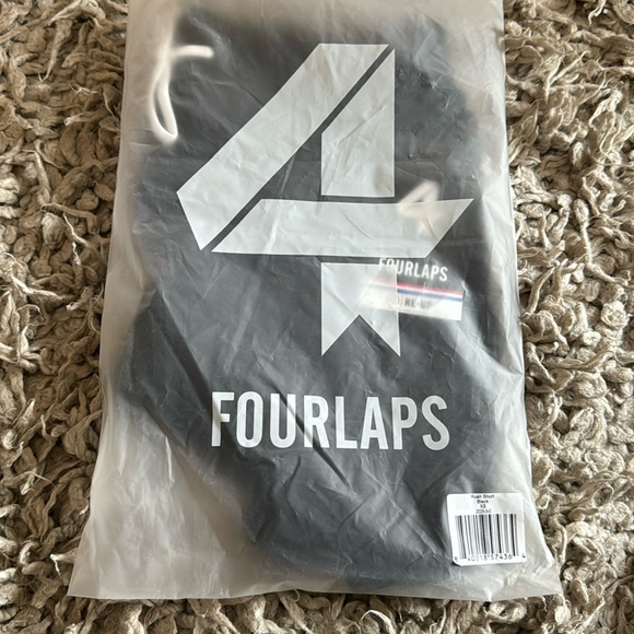 FourLaps Rush Shorts Black - Picture 4 of 7